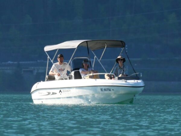 Motorboat Rental Interlaken